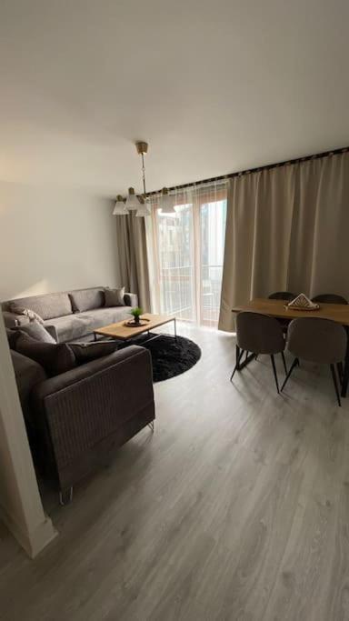 Stunning Modern 2Bed Apt Near Dublin City& Airport 외부 사진